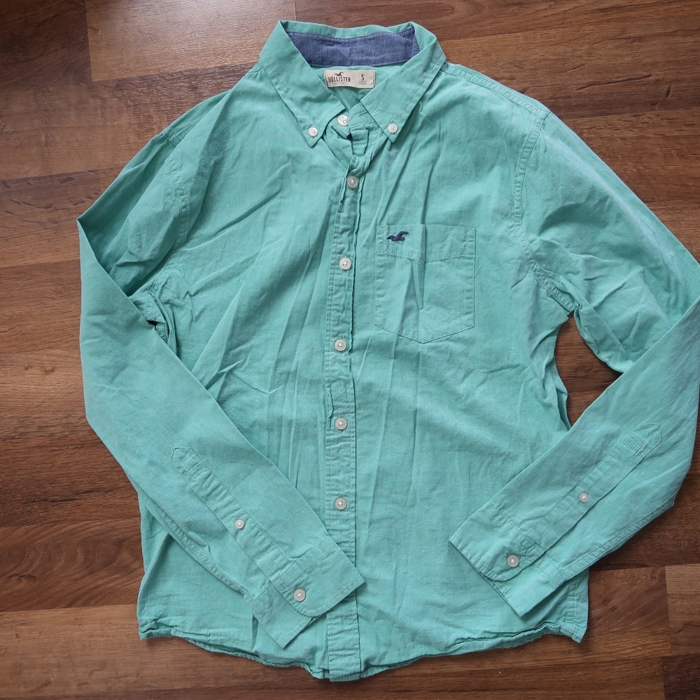 Mens Size Small Hollister Button Up